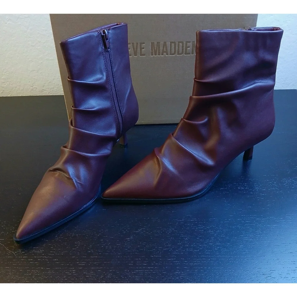 Steve Madden Maxxine Wine Burgundy Ruched Pointed Toe Kitten Heel Booties 8.5